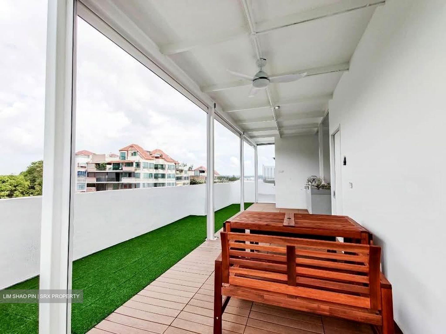 Casa Pasir Ris (D17), Condominium #574643511